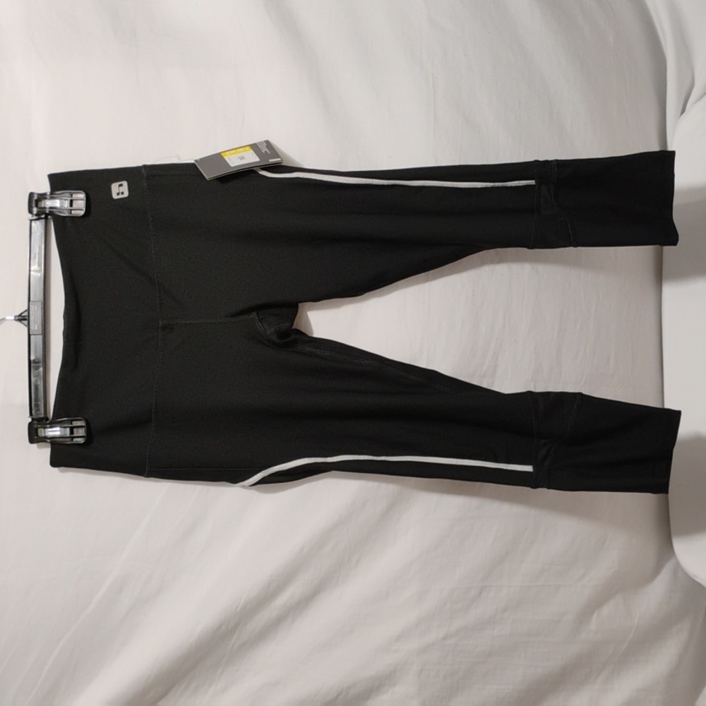 SALE! NWT Hind Women's Motion Reflective Workout Crop Pants Sz.M (BX31)